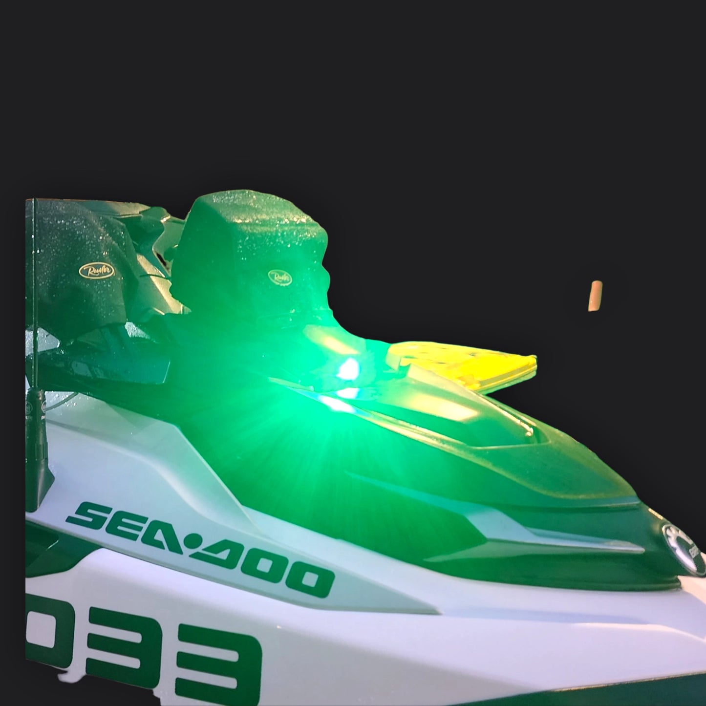 Soporte Rail Blaza con luces de navegación para el casco Seadoo FishPro, Explorer Pro ST3