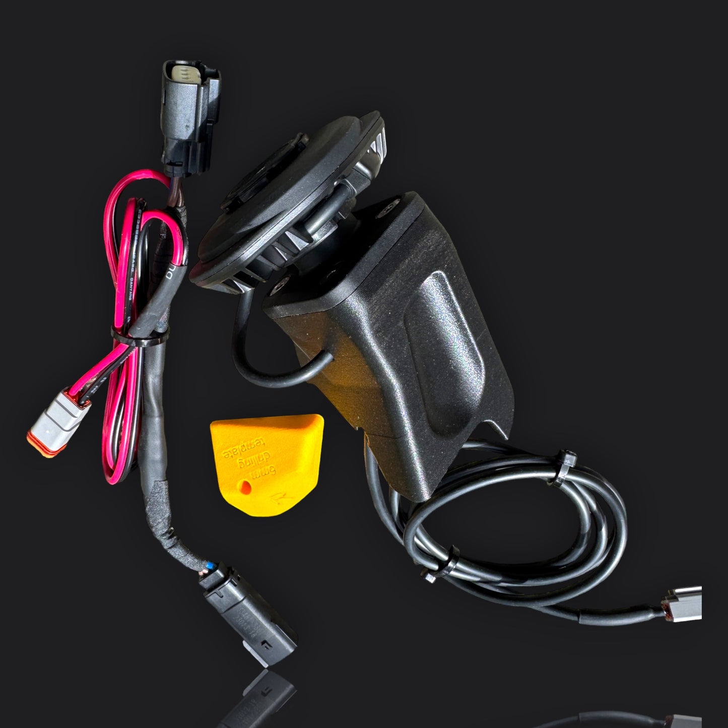 Wireless Charging Quadlock Mount -- Windscreen dash ST3 Hull